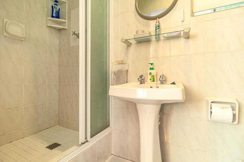 To Let 2 Bedroom Property for Rent in Sea Point Western Cape